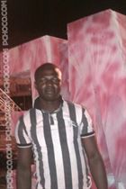 Edson21 a man of 38 years old living at Lomé looking for a woman