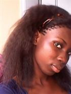 Melfat une femme de 29 ans vivant en Côte d'Ivoire recherche un homme