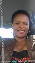 Eunice25 une femme de 49 ans vivant à Maseru recherche des hommes et des femmes