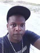 Janoy a man of 32 years old living in Jamaïque looking for a young woman