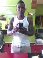 Easymike a man of 32 years old living at Kampala looking for some young men and some young women
