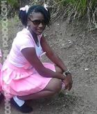 Aleana a woman of 28 years old living in Jamaïque looking for some men and some women
