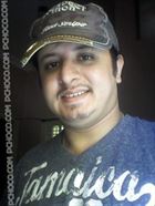 Deepak7 a man of 37 years old living in Inde looking for some men and some women