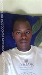 Leprince43 a man of 28 years old living at Dakar looking for some men and some women