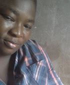 Bleusky a woman of 35 years old living in Côte d'Ivoire looking for some men and some women