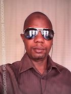 Thierno20 a man of 41 years old living at Dakar looking for a woman