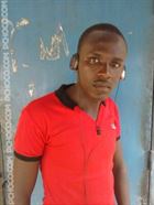 Ousmane138 a man of 29 years old living at Ndjamena looking for some men and some women