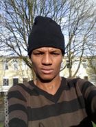 Pannes a man of 36 years old living at Berlin looking for a woman