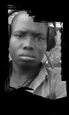Jules103 a man of 35 years old living in Côte d'Ivoire looking for some men and some women
