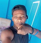 MACKEL a man of 26 years old living in Guadeloupe looking for a young woman