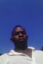 EdyFrazu a man of 27 years old living at Libreville looking for some men and some women