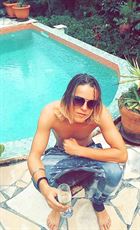 Nico38 a man of 26 years old living in Martinique looking for a woman