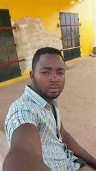 Amos59 a man of 34 years old living at Lomé looking for some men and some women