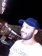 Sassinho a man of 40 years old living at Tunis looking for a woman