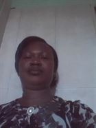 Clarabelle1 une femme de 39 ans vivant au Burkina Faso recherche des hommes et des femmes