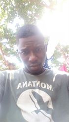 LEnFantMoaHe a man of 30 years old living in Côte d'Ivoire looking for a woman