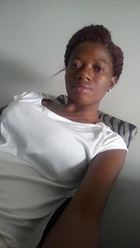 Rosy6 a woman of 34 years old living in Côte d'Ivoire looking for some men and some women