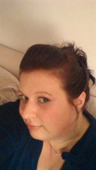 Katharina a woman of 37 years old living at Heidelberg looking for some men and some women