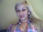 Florence31 a woman of 38 years old living in Québec looking for some men and some women