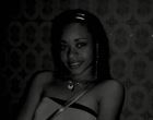 Jones66 a woman of 36 years old living in Émirats arabes unis looking for some men and some women