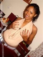 Lisa22 a woman of 33 years old living at Djibouti looking for some men and some women