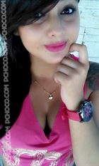 Kasem a woman of 33 years old living in Libye looking for some men and some women