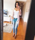 Josiane5 a woman of 38 years old living in Québec looking for some men and some women