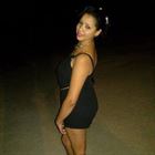 Shelia a woman of 38 years old living in États-Unis looking for some men and some women