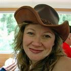 Michlove a woman of 48 years old living in Angleterre looking for some men and some women
