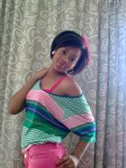Princess78 a woman of 32 years old living in Sénégal looking for some men and some women