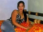 Gyuhearr a woman of 33 years old living at Haiti looking for some men and some women