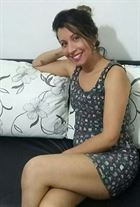 Jane35 a woman of 44 years old living at Manila looking for some men and some women