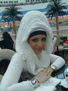 Hawanatu a woman of 34 years old living in États-Unis looking for some men and some women