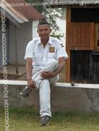 Michel117 a man of 39 years old living at Tananarive looking for some men and some women