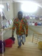 Evarice a man of 38 years old living at Yaoundé looking for some men and some women