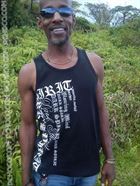 Wiwir a man of 52 years old living at Fort-de-France looking for some men and some women