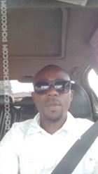 Oneeez a man of 33 years old living in Nigeria looking for some men and some women