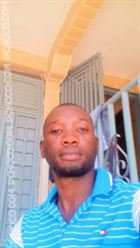 GentilSoussou a man of 38 years old living at Conakry looking for some men and some women