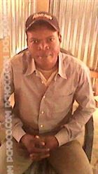 Mirage7 un homme de 30 ans vivant au Tchad recherche des hommes et des femmes