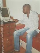 Bachir25 a man of 44 years old living at Conakry looking for some men and some women