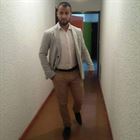 Hicham a man of 31 years old living in France looking for some men and some women