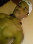 Youngc1 a man of 30 years old living in Namibie looking for a young woman