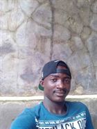 IVANsefyu a man of 33 years old living at Douala looking for a young woman