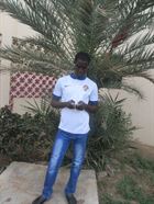 Aalcherif a man of 30 years old living at Ndjamena looking for some men and some women