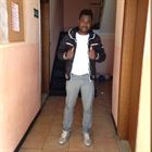 Frank477 a man of 33 years old living in Afrique du Sud looking for some men and some women