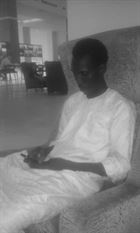 Moukhtarbob a man of 30 years old living at Ndjamena looking for some men and some women