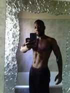 Linzo a man of 33 years old living at Pretoria looking for a woman