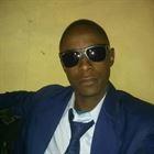 Chouchou30 a man of 33 years old living at Niamey looking for some men and some women