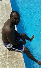Manou25 a man of 36 years old living at Casablanca looking for a woman