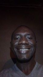 Herve100 a man of 47 years old living at Montréal looking for a young woman